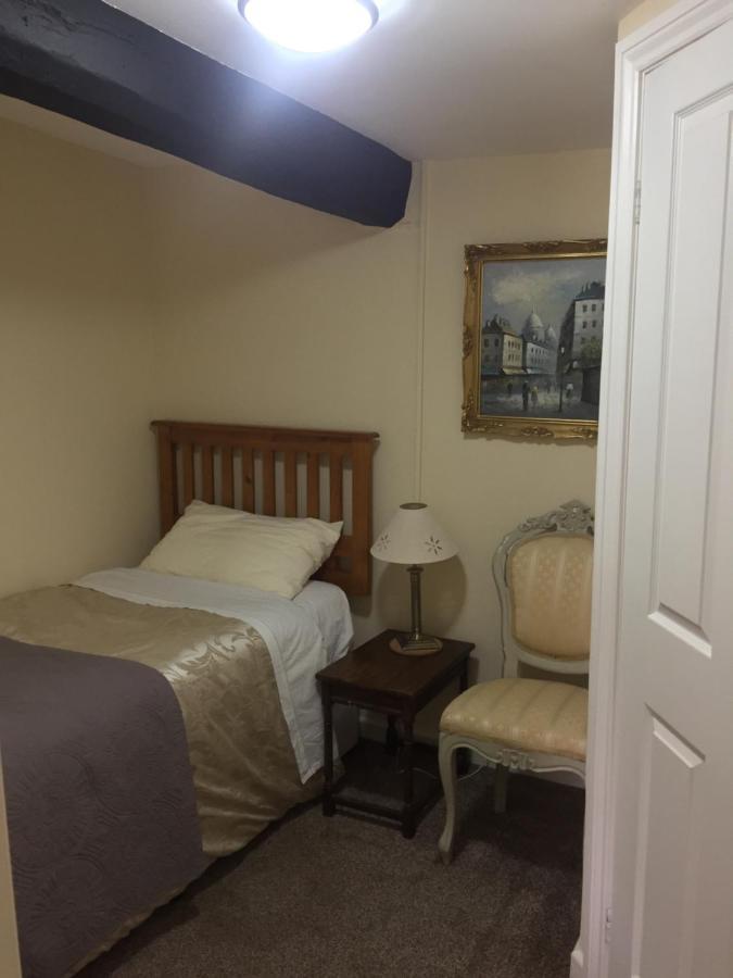 Borderers Inn Брекон Экстерьер фото